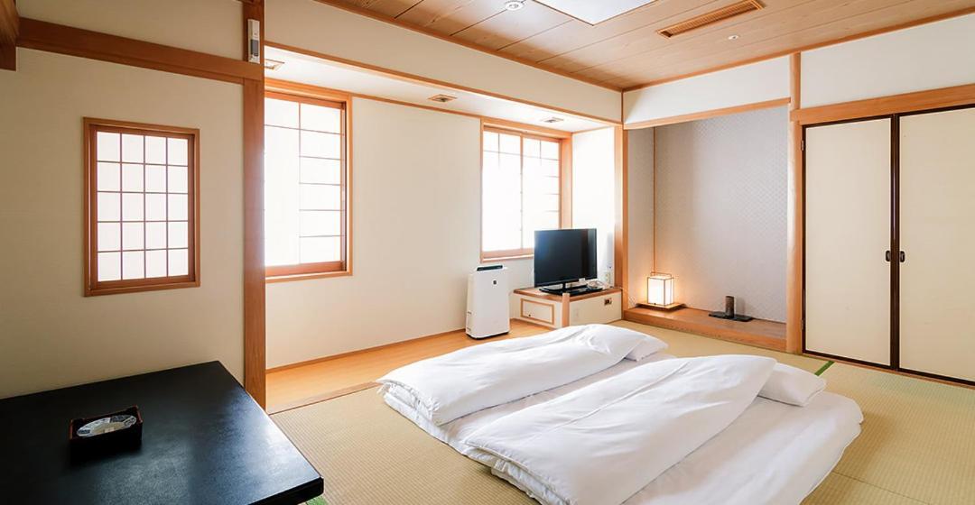 Jr Hotel Clement Uwajima Zewnętrze zdjęcie